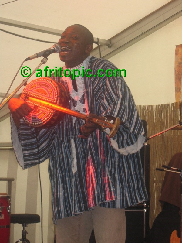 ../Images/afw2006d 114.jpg